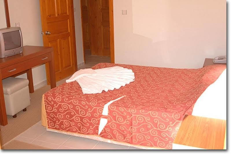 Saray Hotel 올루데니스 외부 사진